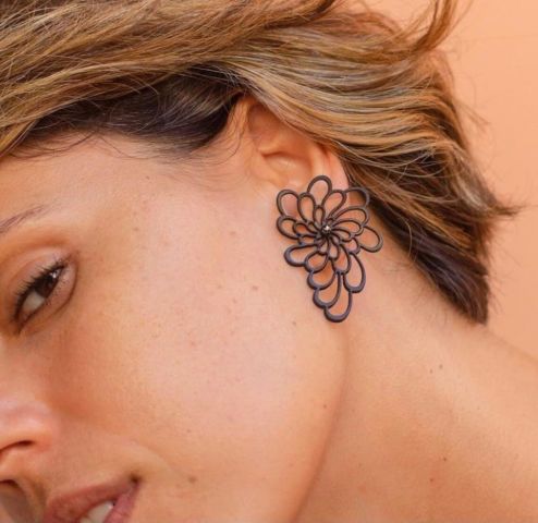 Pendientes gota de caucho