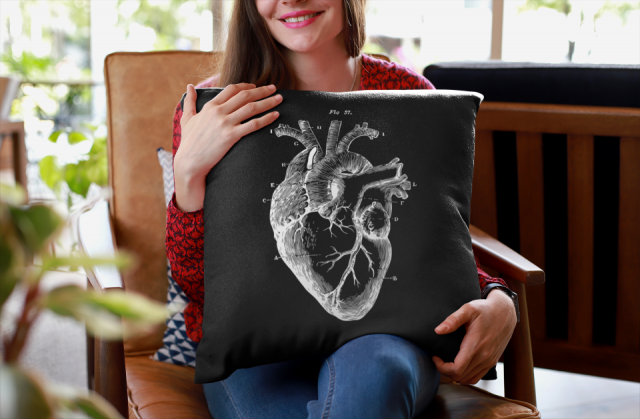 Funda Cojin NEGRO 50 x 50 CORAZON blanco