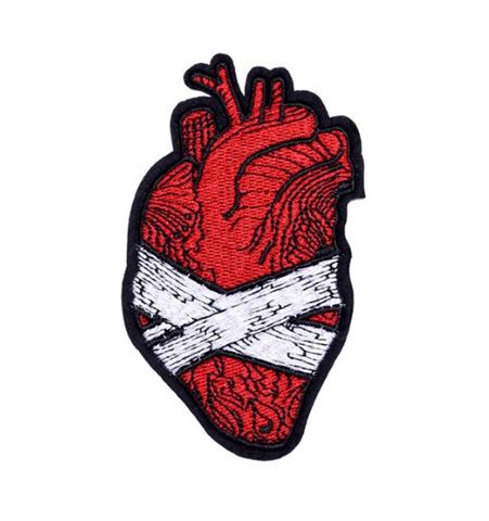 Parche Corazon Anatomico Vendado