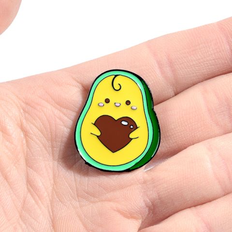 Pin Aguacate corazón 