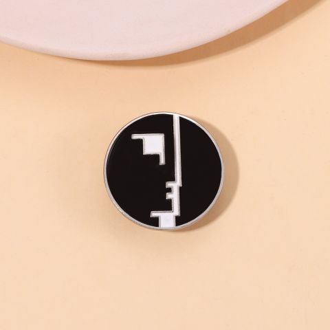 Pin Bauhaus logo