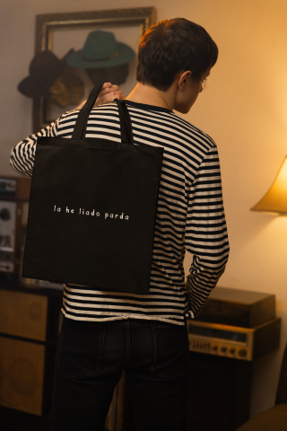 Totebag negro La he liado parda